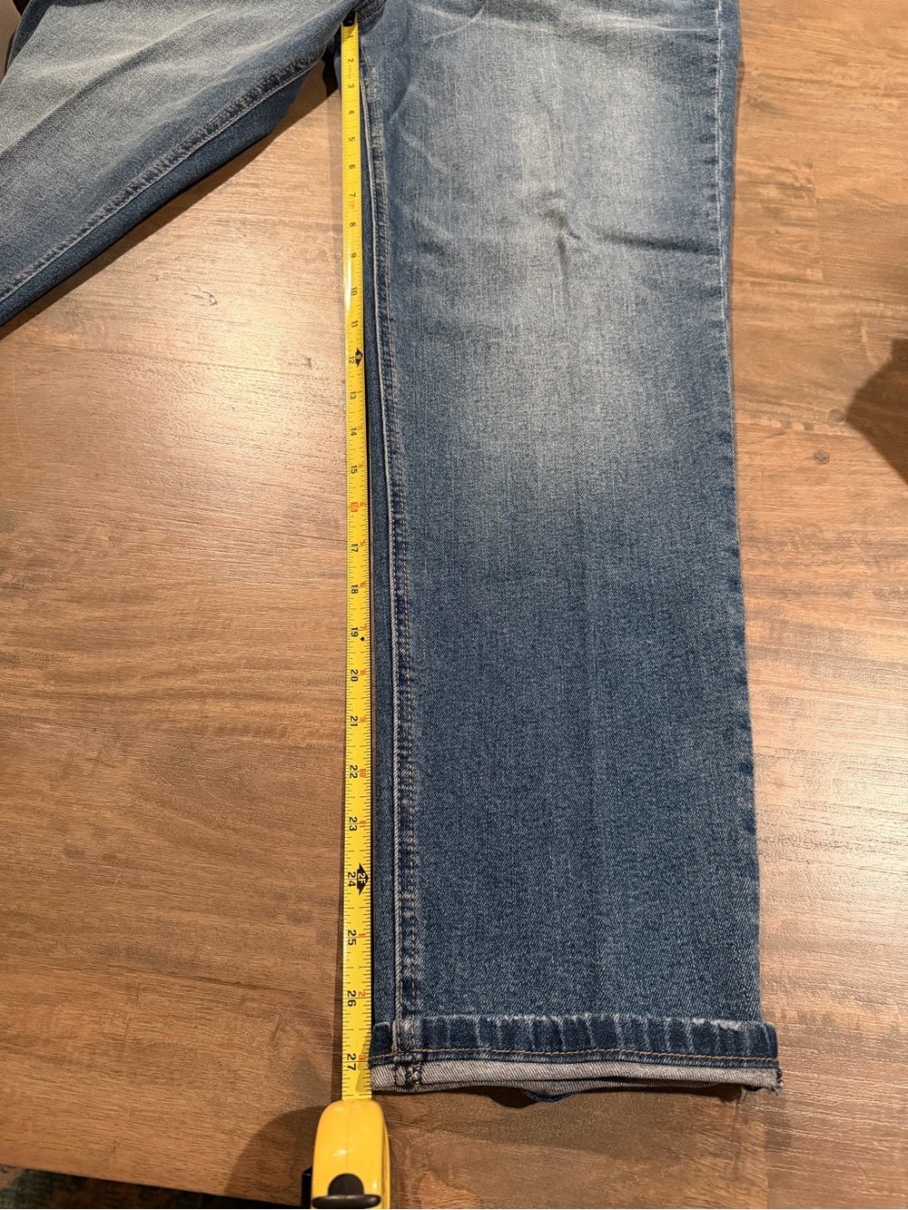 Kut from the Kloth Rachael High Rise Mom Jeans in Blue Wash - Picture 5 of 8